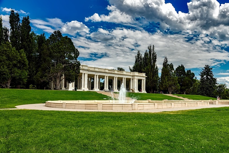 Best Bike Trails for Kids in Denver a Monument in a Park in Denver